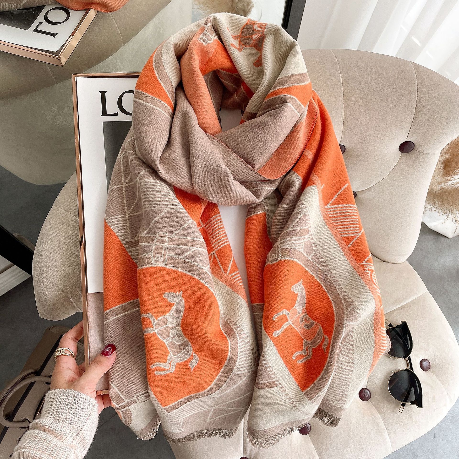 Elegant autumn and winter warmth, short beard tassel, travel outer scarf, imitation cashmere socialite scarf, versatile for women, horse in stock pic 14