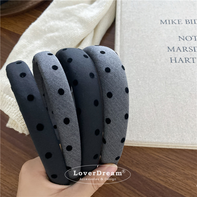 A new high-quality black polka dot heart-shaped bow headband from South Korea, sweet and fashionable headband, versatile hair accessory pic 14