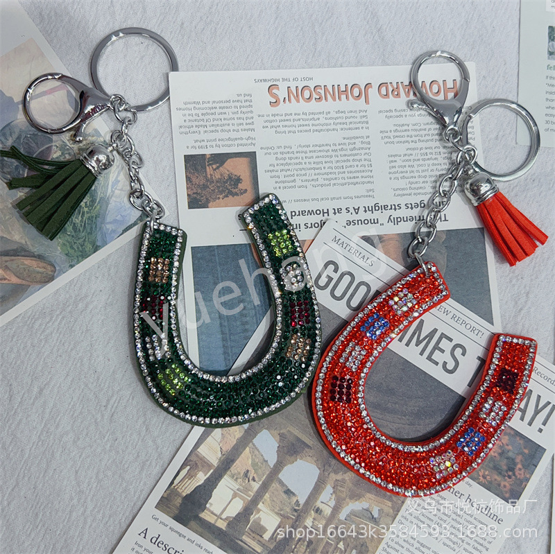 跨境电商克罗心两头尖水钻钥匙扣挂件韩国绒流苏详情7