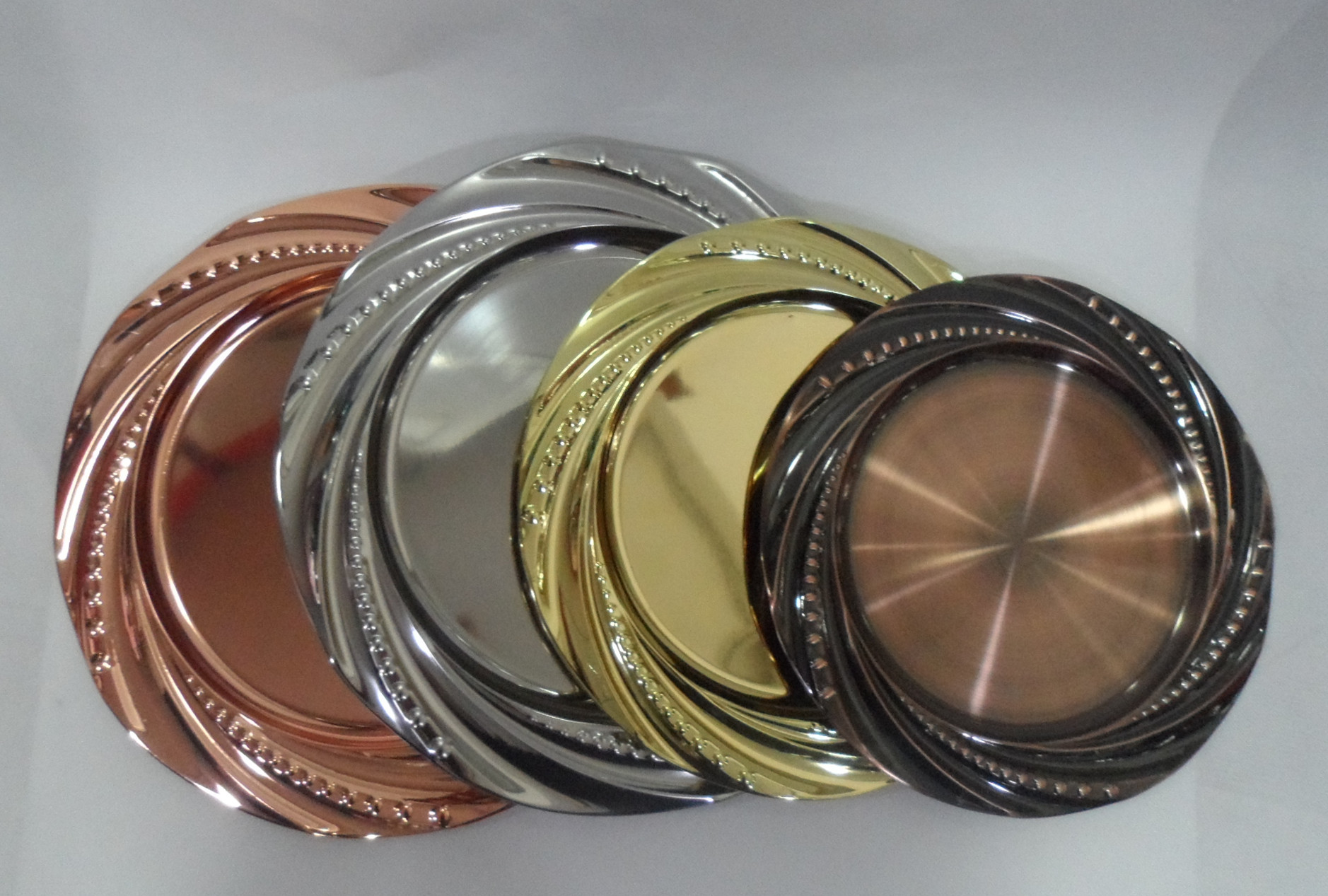 Stainless steel European-style pearl plate, stainless steel round plate with magnetic fruit plate, electroplating process, dazzling home and hotel pic 1