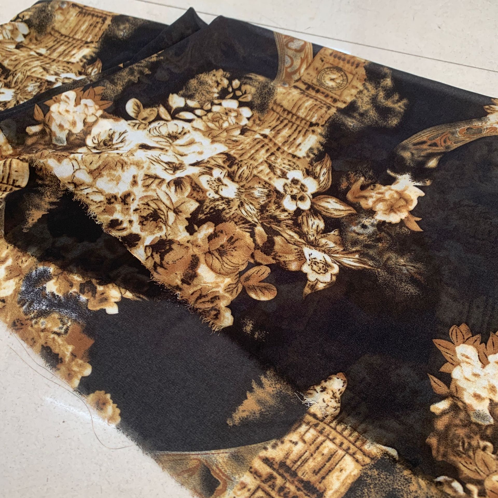 Custom-made pearl chiffon sun protection shawl fabric, polyester woven printed chiffon dress fabric pic 14