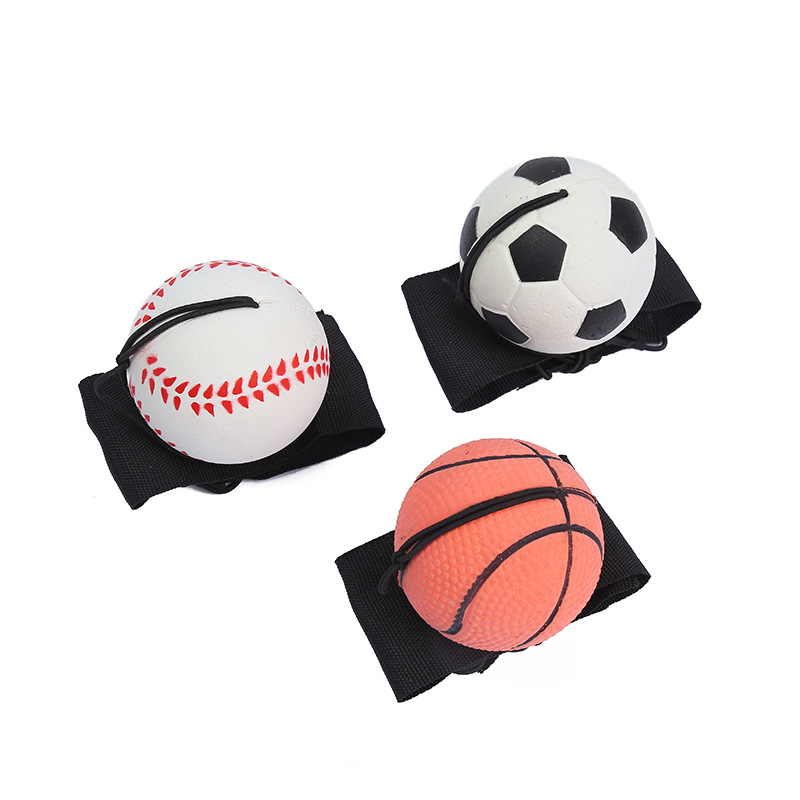 本色足球甩球手腕弹力球老年人健身锻炼甩甩球手抛回力球橡胶球详情3