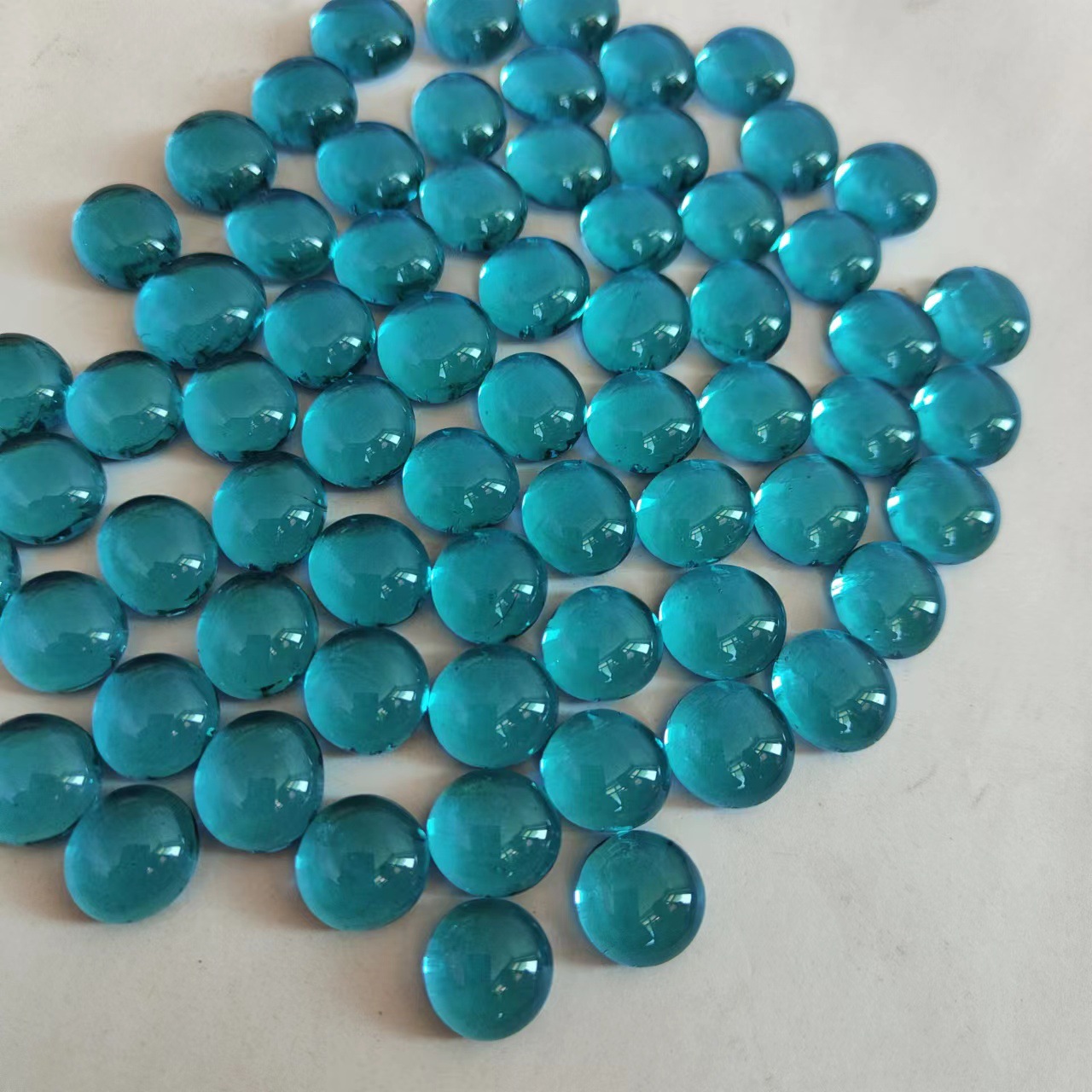 Glass flat beads: 12-14mm, 17-19mm. Glass beads for garden decoration, fish tank base, in various colors pic 6