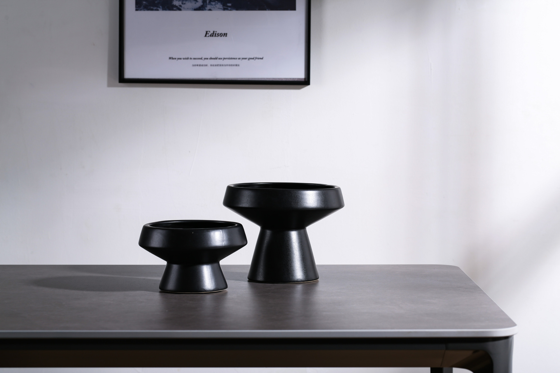 2025 Best-selling modern and simple ceramic flower pot ornaments, model room, living room, dining table, Nordic high-legged fruit plate, flower vase and soft decoration items pic 3