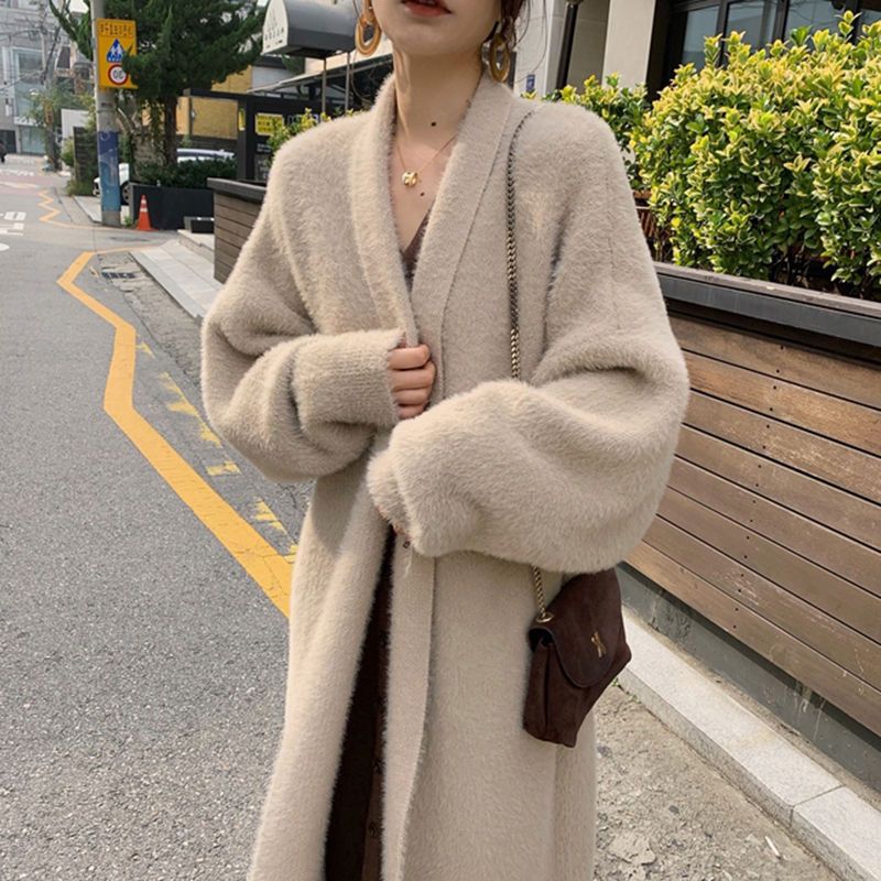 2023 Spring and Autumn laid-back and loose, knee-length, thickened, pure imitation mink fleece knitted sweater cardigan for women pic 18