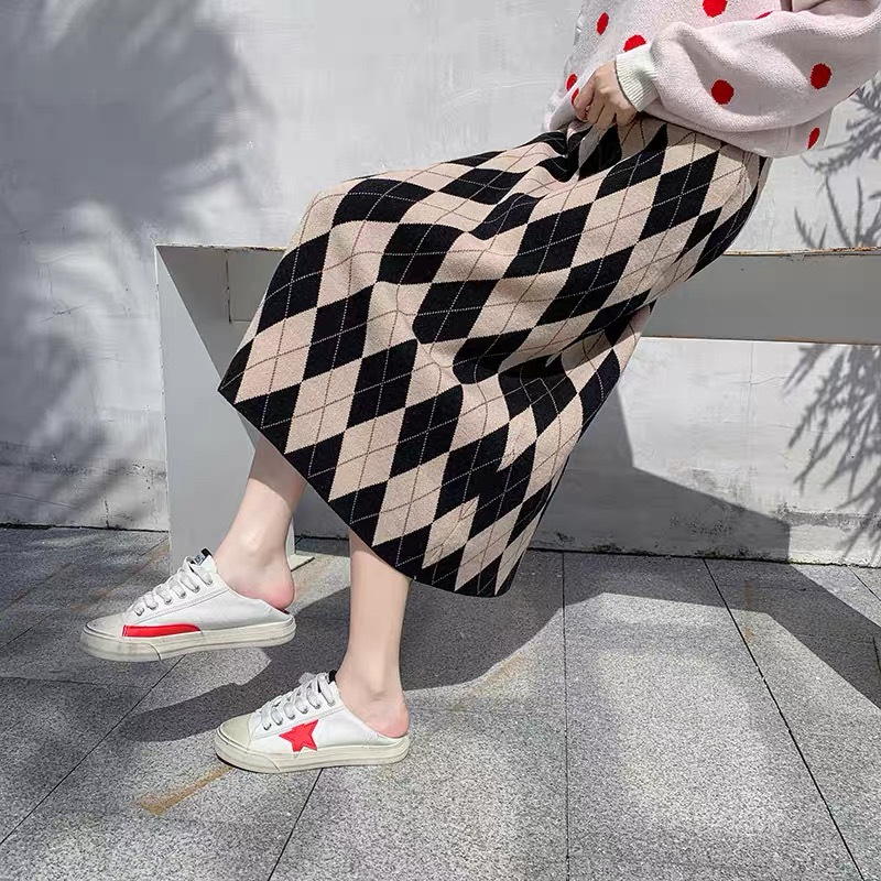 Retro checkered knitted skirt for women, new autumn and winter style, high-waisted, slimming, mid-length A-line skirt, woolen hip-hugging skirt pic 19