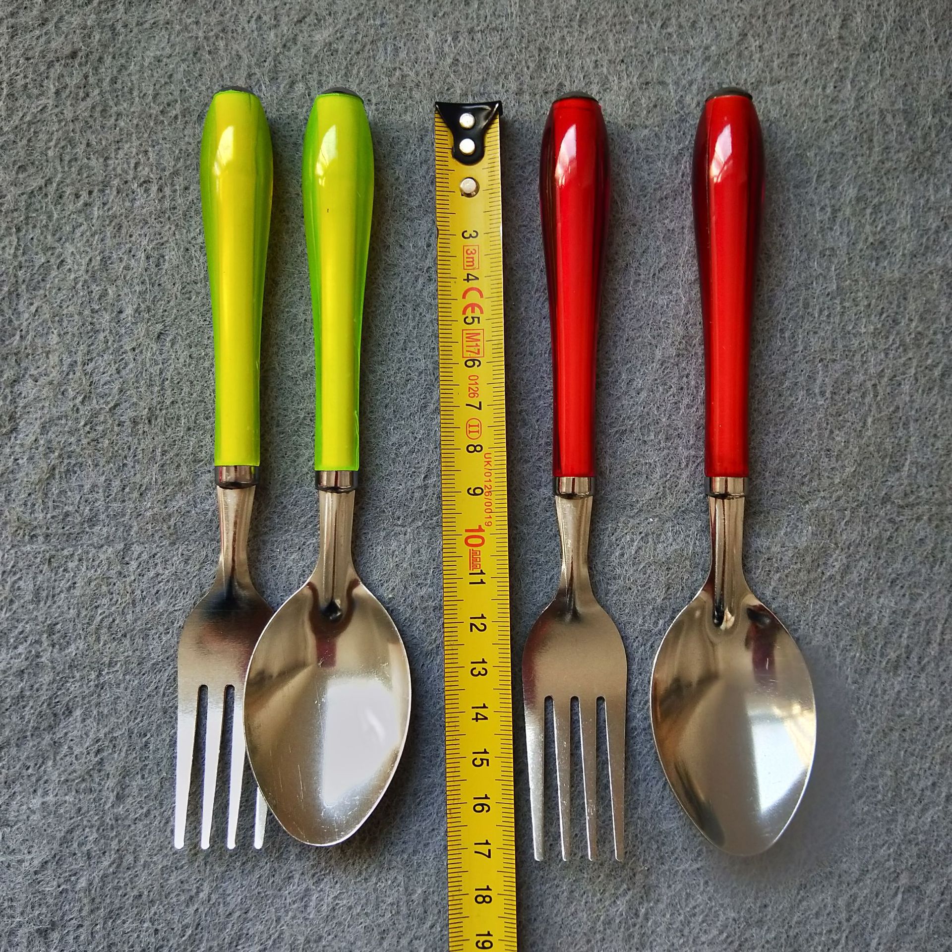 One-yuan and two-yuan spoon and fork sets, colorful handle spoons and forks, spoons and forks, one-yuan supply pic 2