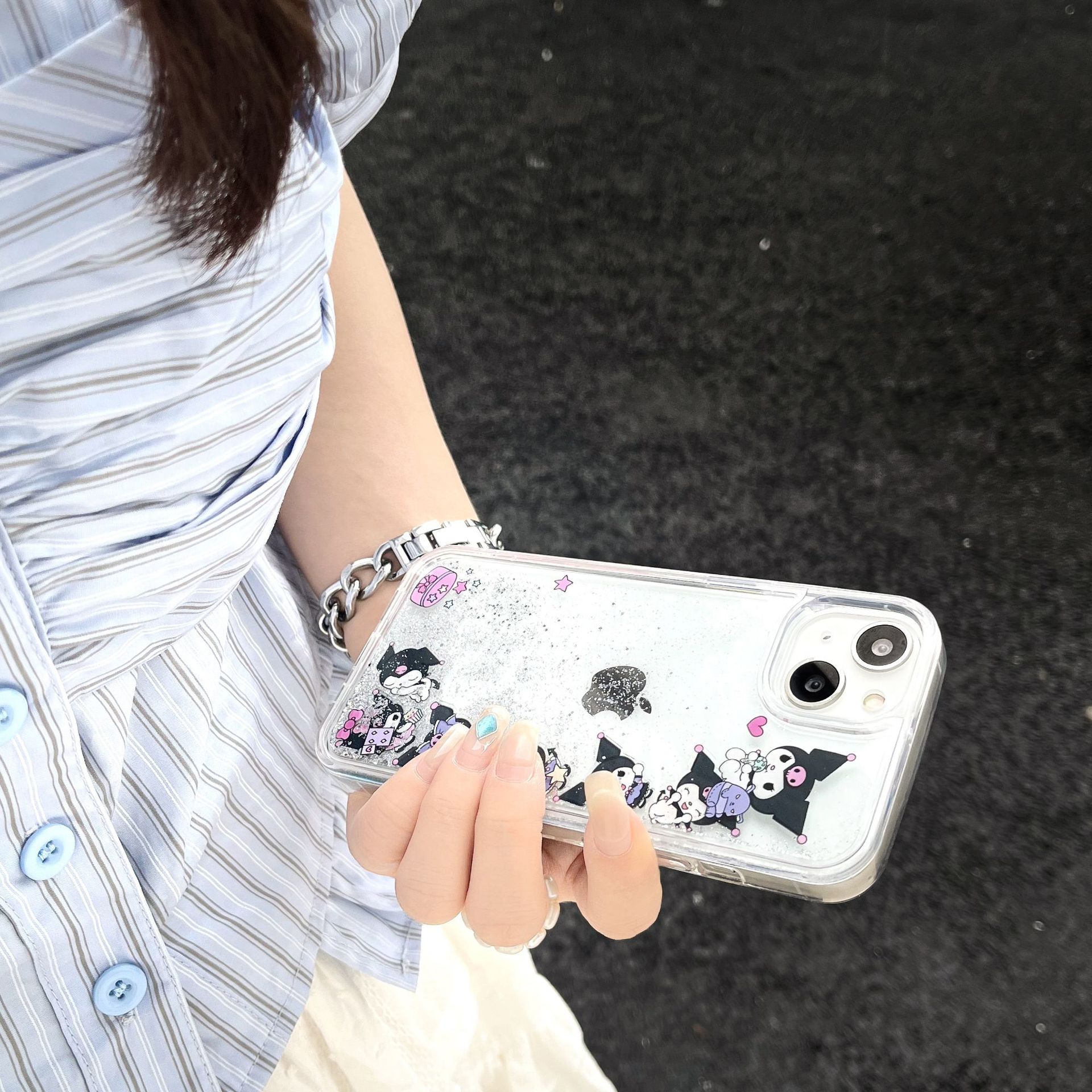 The popular cartoon is cute and fun, suitable for iPhone14pro max and iPhone 15. The phone case is 13/12 transparent with flowing sand pic 42