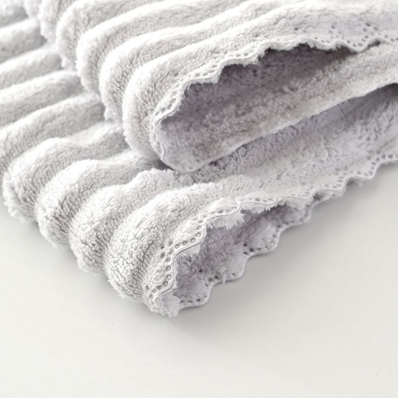 Wholesale candy bar coral fleece towel 30*60 absorbent household face towel that is soft and does not shed fibers pic 4