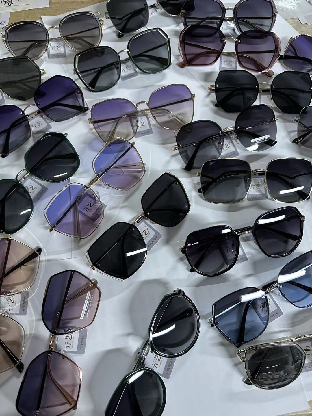 帕莎木九十  亓艺女款偏光太阳镜  特价处理  高品质  原价详情1