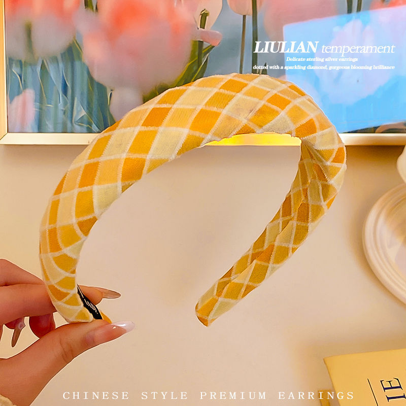 Yellow sweet high top hairband for women, 2025 new spring and summer style, high-end and versatile wide edge pressed hair clip headwear pic 18