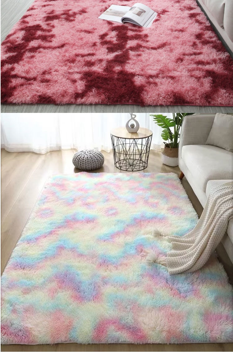 The bed of the bedroom is covered with long-haired and fleece carpet and floor mat in ins. The living room and bedrooms are dirt-resistant. The sofa, coffee table, carpet and floor mat are covered with fleece carpet pic 9