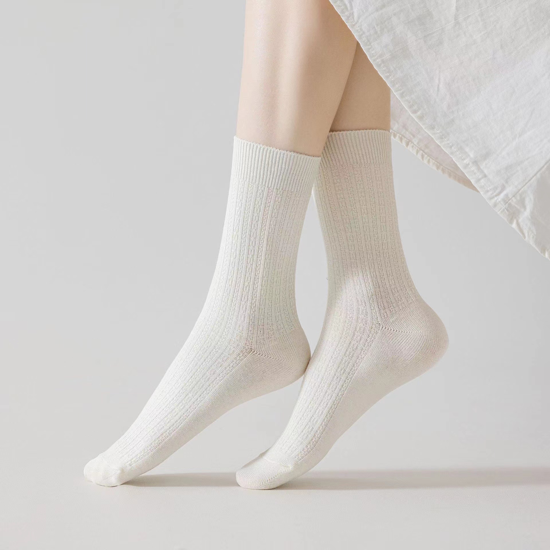 袜子女春夏季奶白色菱格麻花中筒袜日系学院风白色jk袜韩版堆堆袜详情6