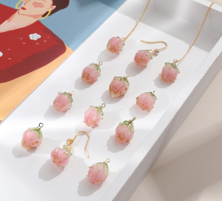 Heat shrinkable resin, strawberry bud necklace, pendant, hairpin, bracelet, resin, diy material wholesale, jewelry and clothing accessories pic 8