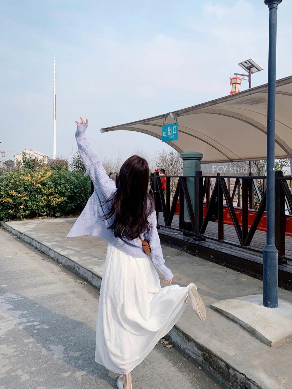 早春装女2024高级感穿搭chic甜辣小香风清纯职业连衣裙子初春套装详情5