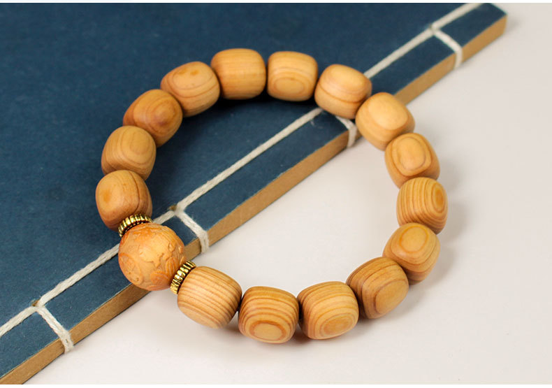 A 12mm wooden Buddhist prayer bead bracelet with a natural fragrance, suitable for both men and women pic 2