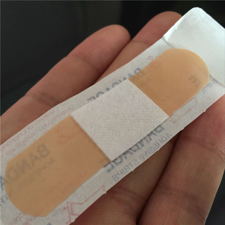 Foreign trade version band-aid, skin-colored PE waterproof breathable band-aid, 72*19mm, external dressing band-aid, English version pic 3