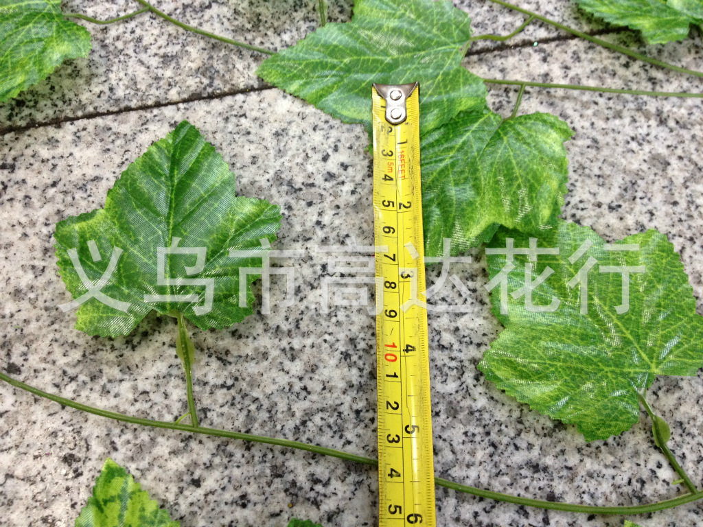 Artificial red maple leaf vine, ivy decorative vine, grape leaf vine manufacturer, ten-thousand-year green leaf vine pic 11
