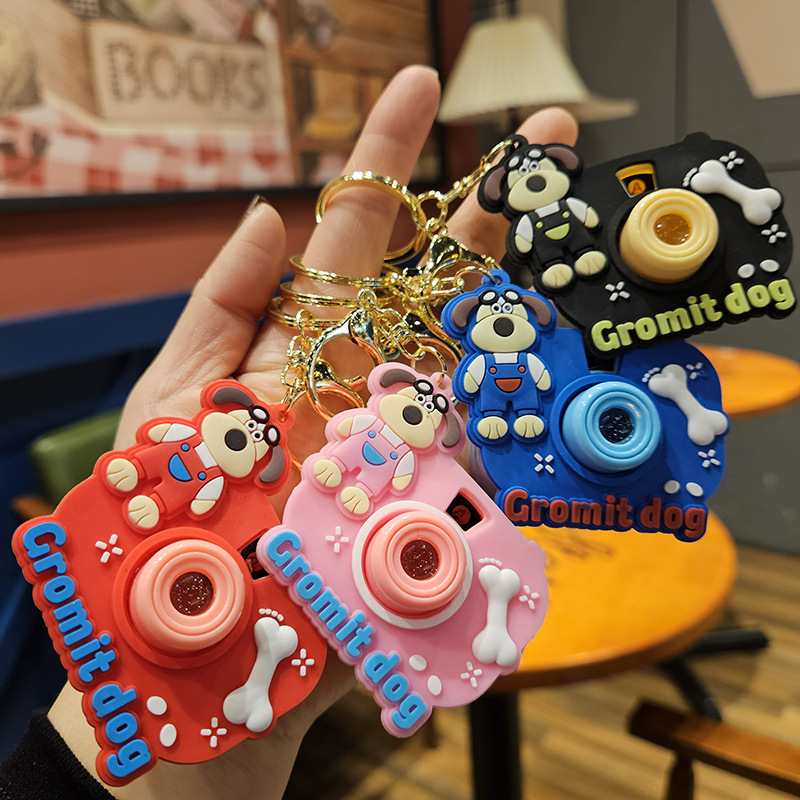 卡通眼镜牛仔裤狗狗投影相机钥匙扣汽车包包钥匙链挂件网红小礼品详情7