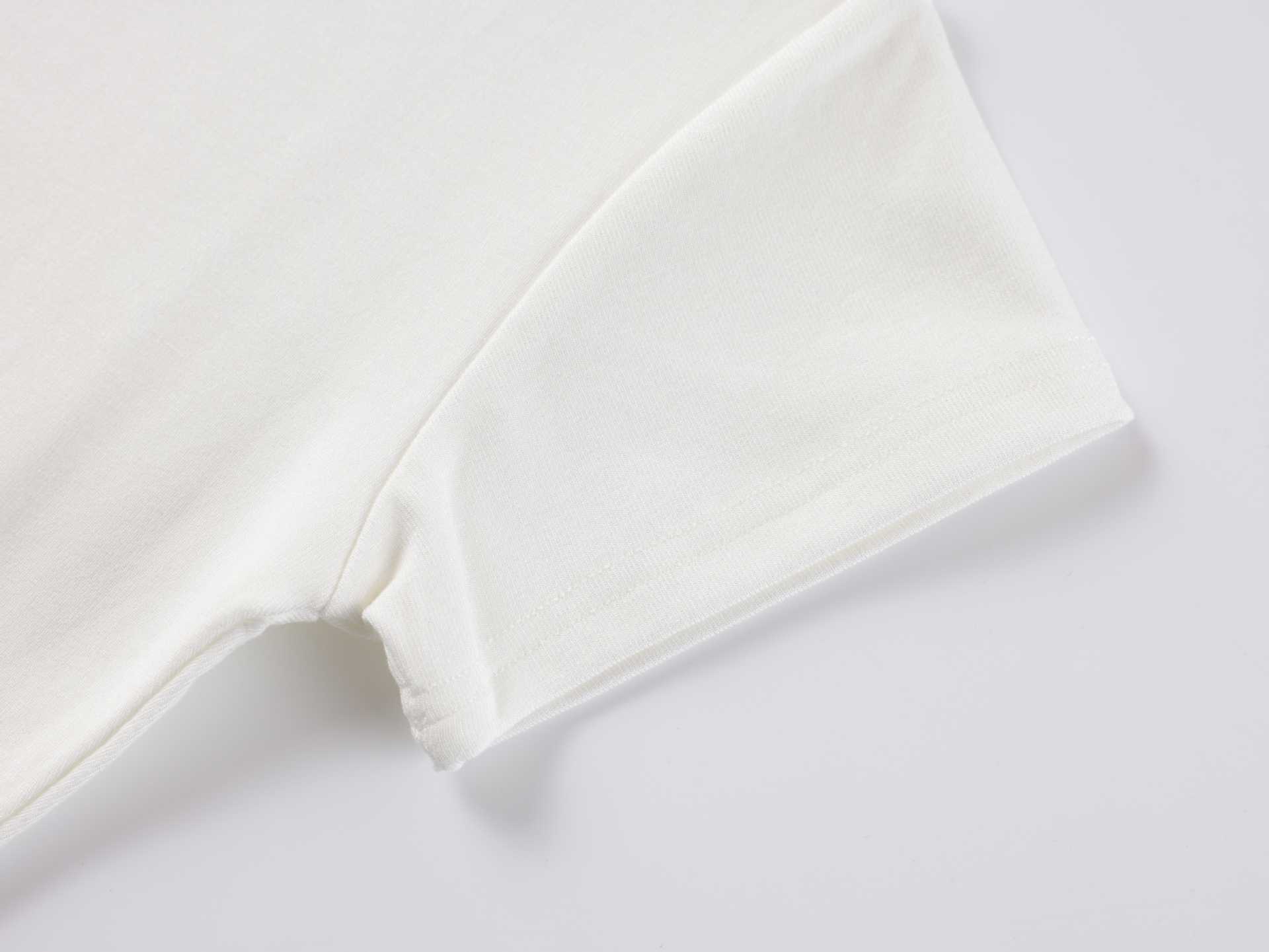 现货Skims卡戴珊经典正肩辣妹运动内搭打底紧身上衣莫代尔t恤详情36