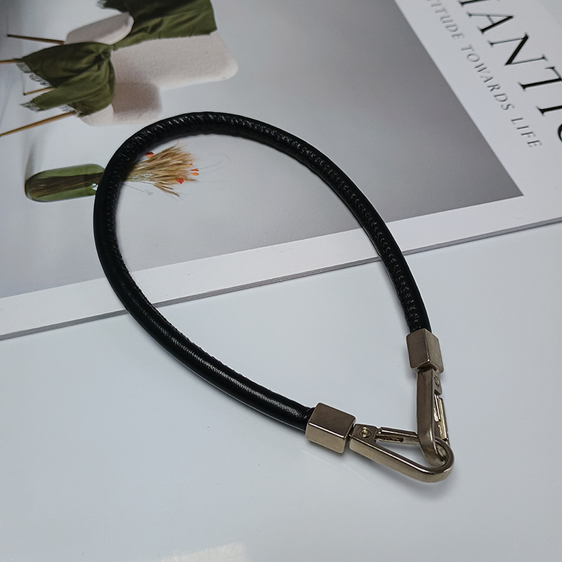 手机挂绳皮革手绳短款男女通用挂件手机链结实防丢水杯短款挂绳详情6