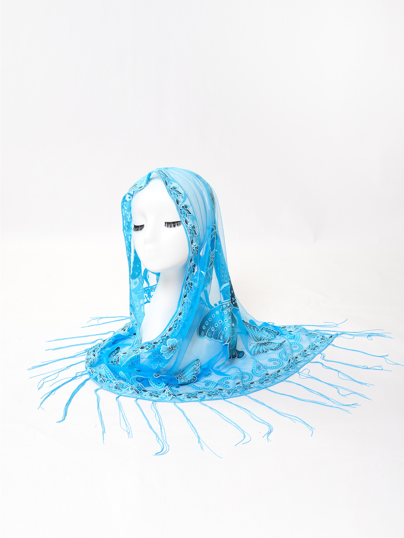 新款跨境专供流苏纯色镂空三角巾蕾丝蝴蝶绣花女士三角披肩围巾详情7