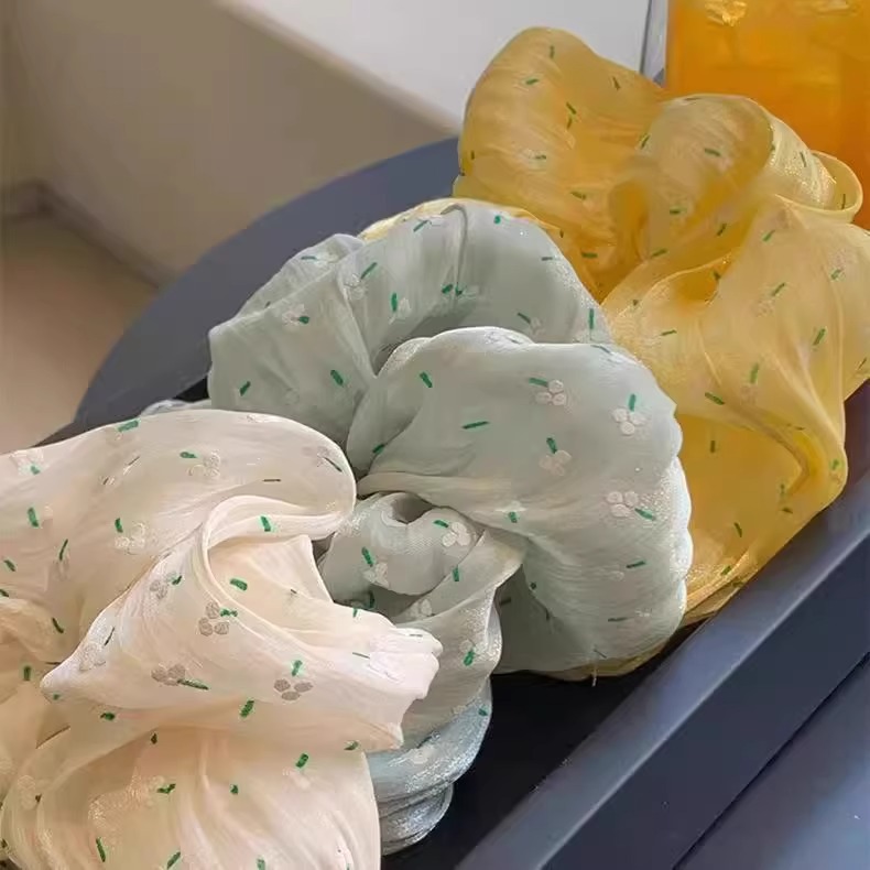 小清新春夏新款黄色绸缎大肠发圈女花朵碎花马卡龙色头花发绳盘发详情2