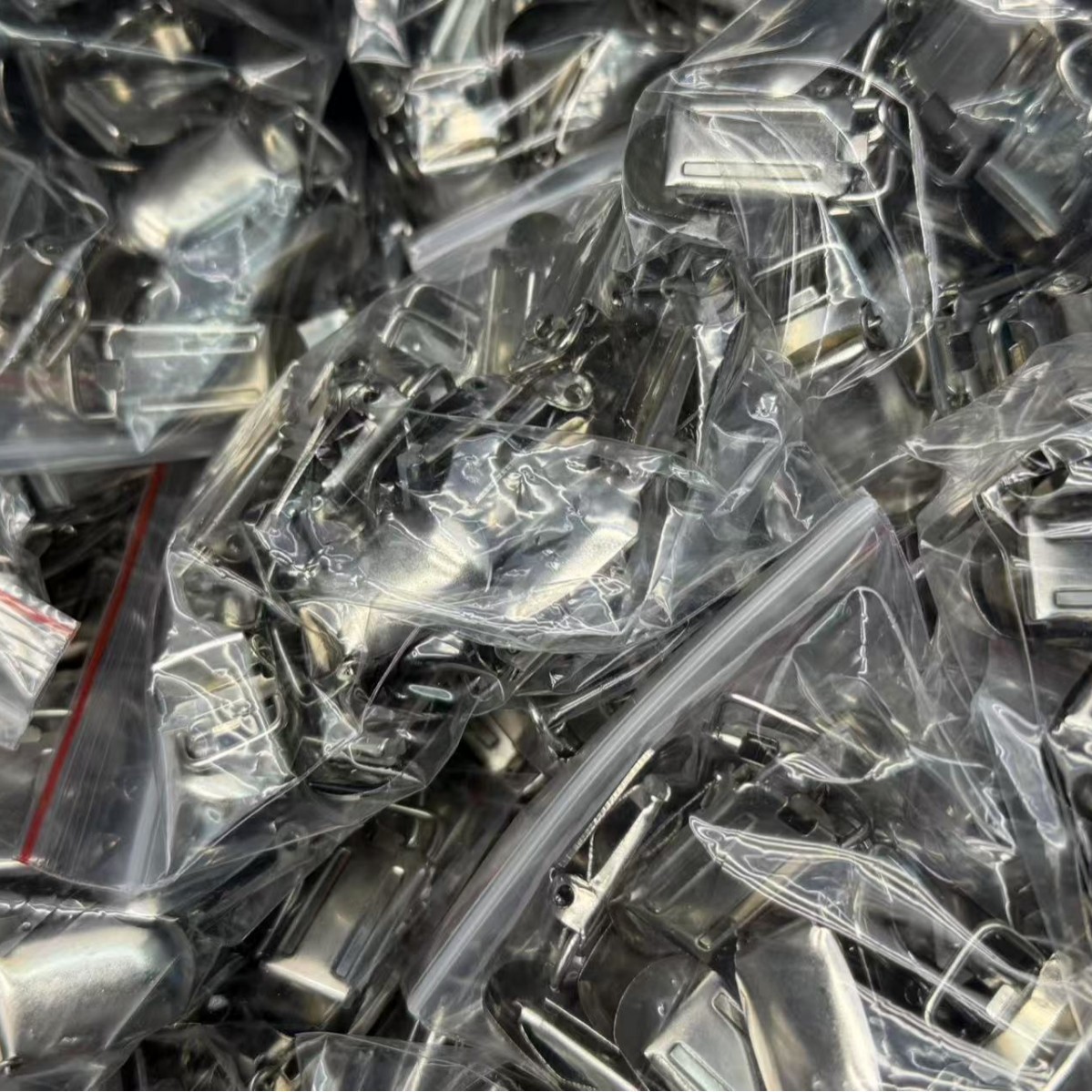 现货小面无胶鸭嘴扣 背带扣 鸭嘴夹 五金夹配件 织带扣 批发详情7