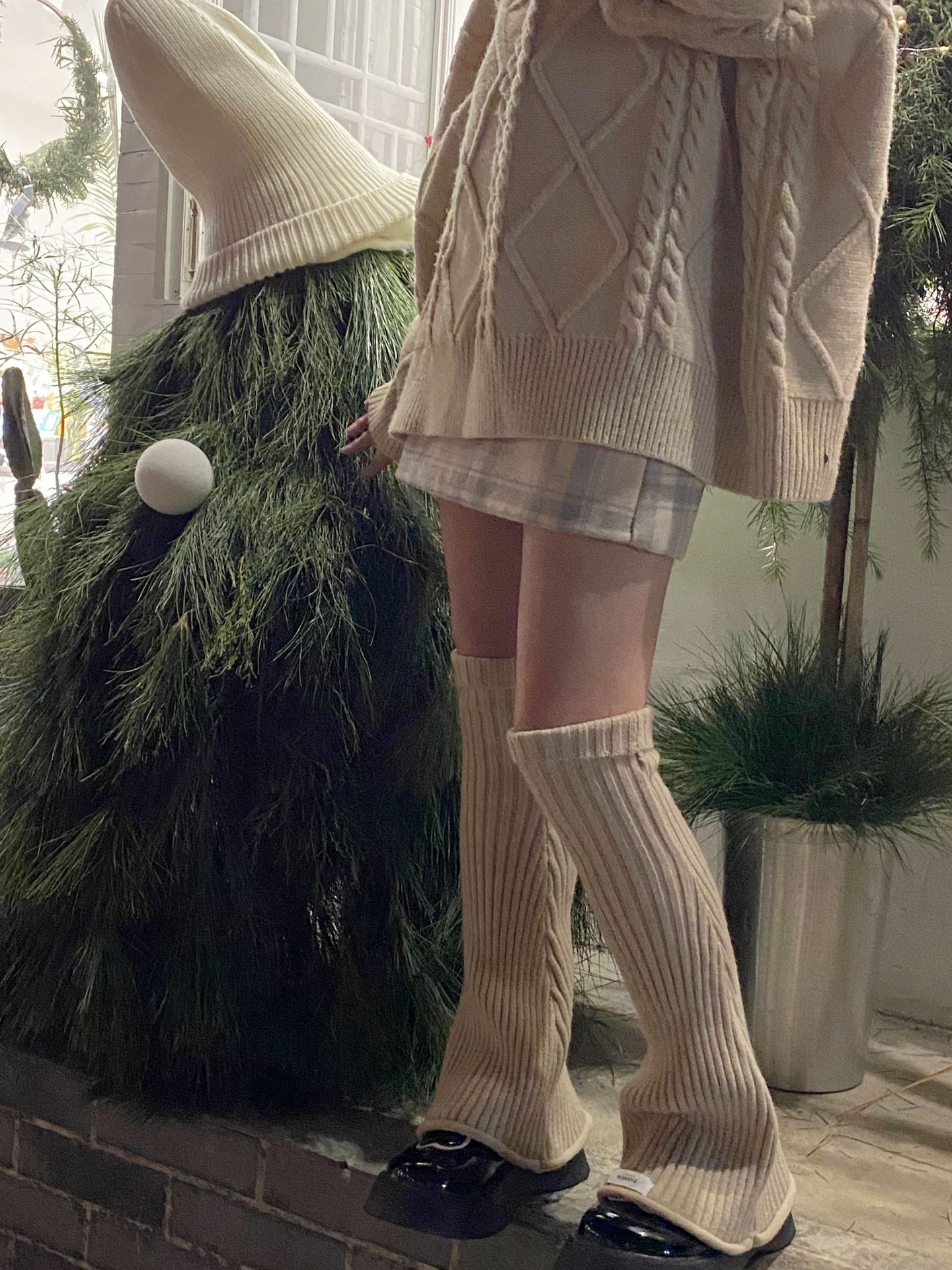 Otoño invierno influencers piernas calientes retro cuerno casquillo estilo nicho slim jersey rayas de lana piernas largas ligas pic 11