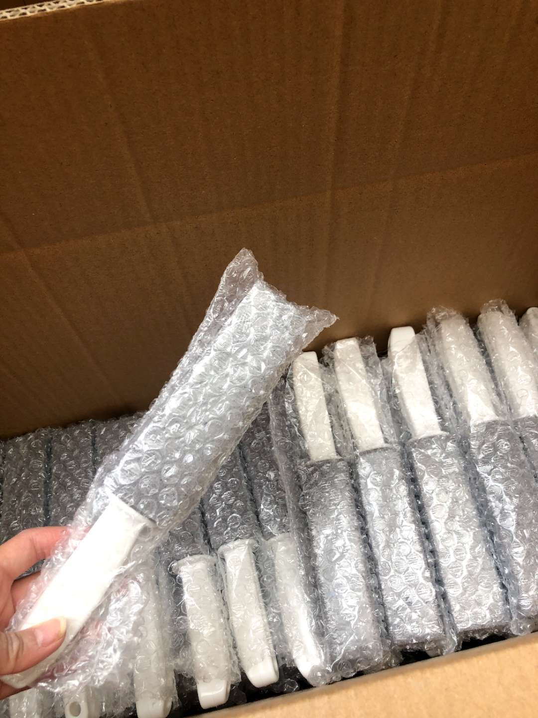 马桶卫浴清洁浮石 natural pumice stone 马桶清洁刷 浮石去污棒详情1