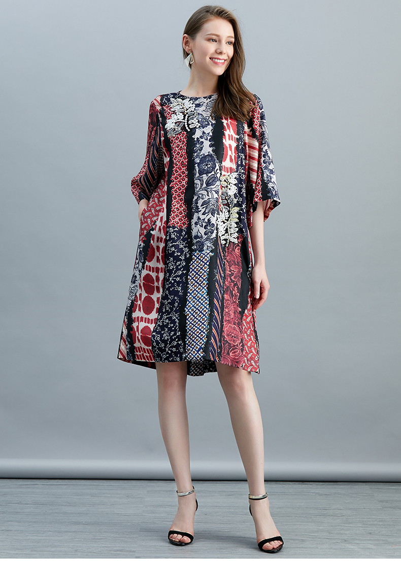 重工轻奢钉珠真丝连衣裙春夏新款印花宽松桑蚕丝中长裙详情15