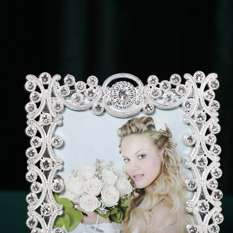 European-style white hollowed-out diamond-encrusted photo frame home creative photo album display stand, 6-inch and 10-inch living room decoration display stand photo frame pic 5