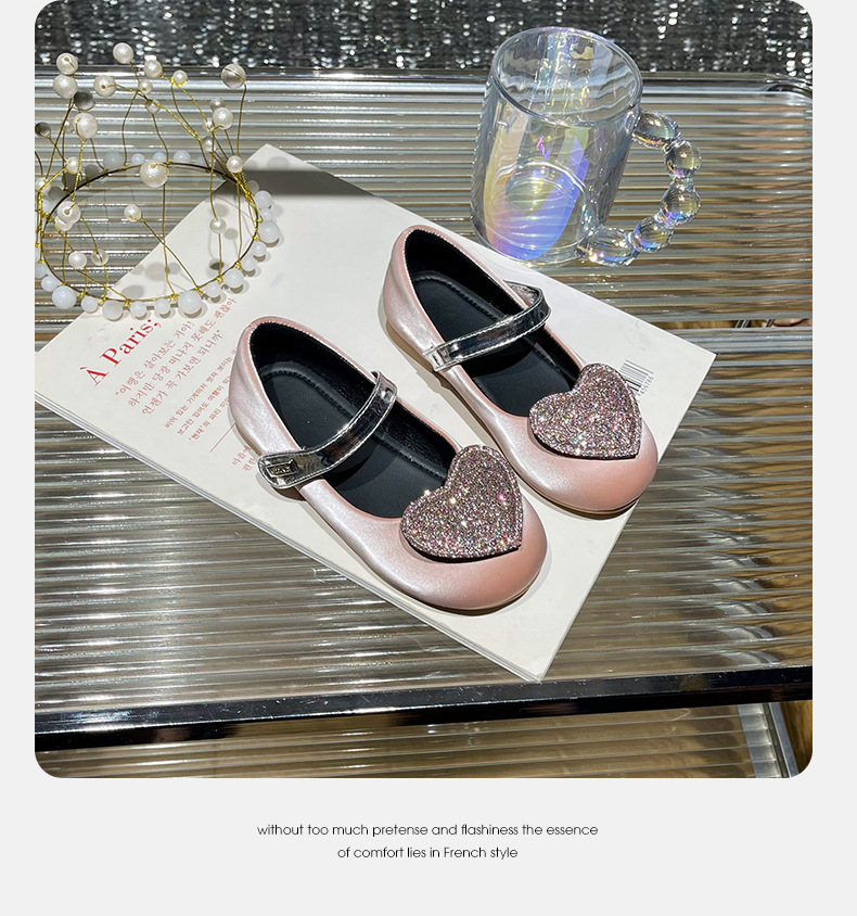 女童公主鞋2024春季新款儿童闪闪爱心皮鞋中大童舒适防滑软底单鞋详情12