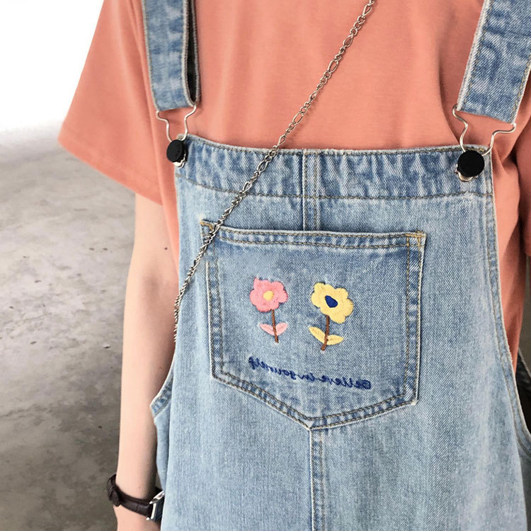 Embroidered little flower school style, youthful, loose and slimming strappy dress, Korean-style denim dress for women in summer pic 5