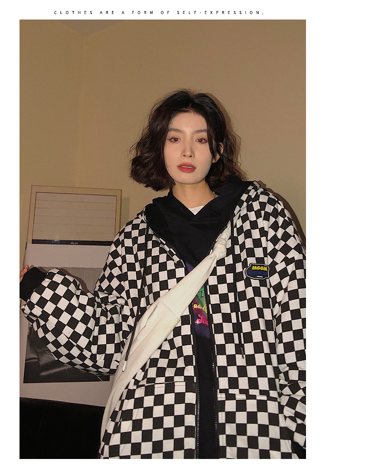 A woman wearing a cardigan with a hood on both sides in a loose pink, niche design with a checkered pattern is particularly stylish pic 18