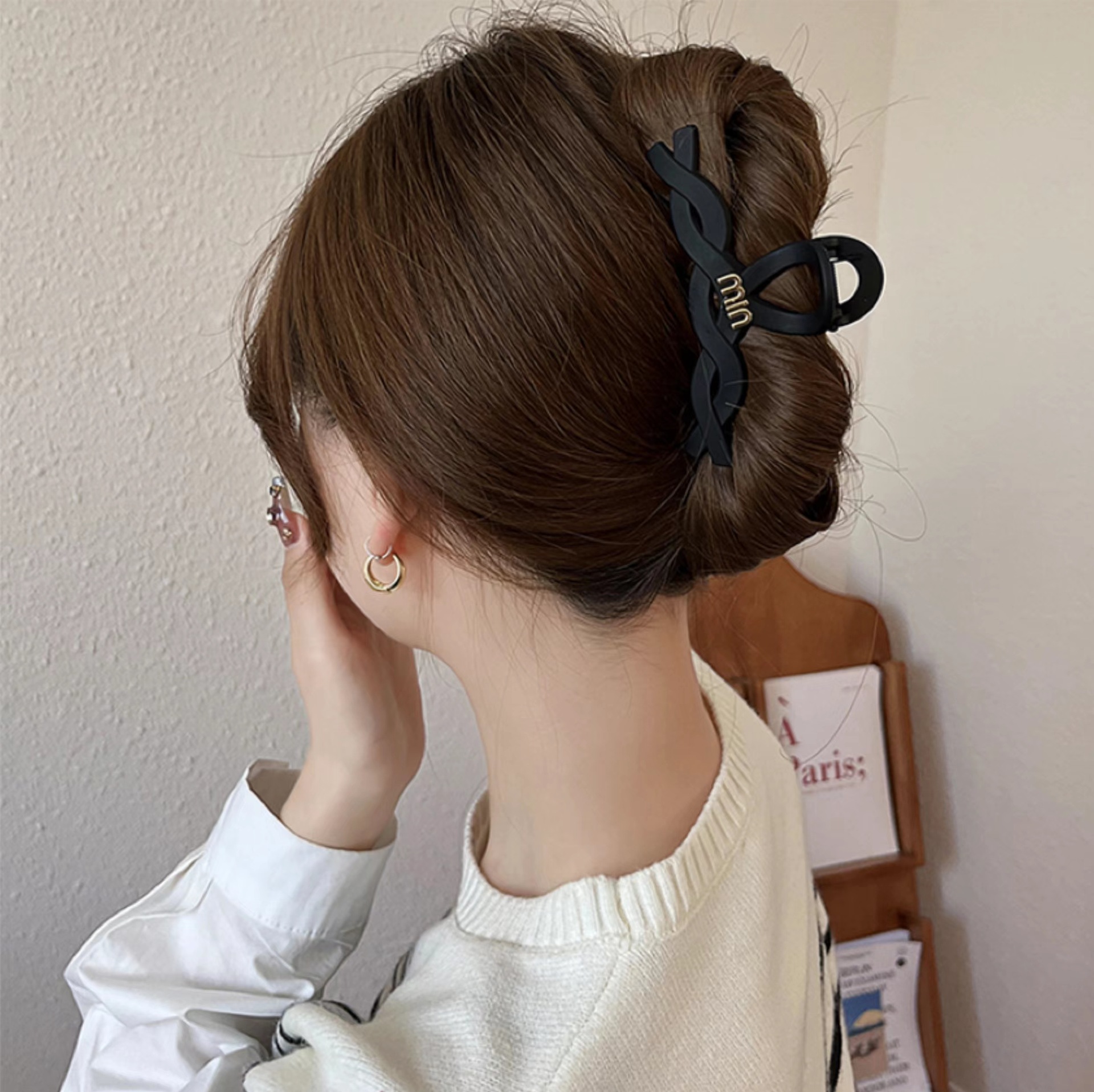 黑色橡皮漆磨砂抓夹 高级感MIN高马尾鲨鱼夹发饰后脑勺女发夹头饰详情25