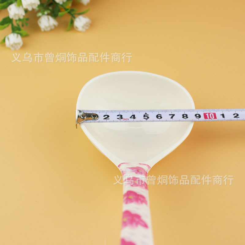 Melamine large soup spoons, plastic soup spoons and plastic large soup spoons are selling well at street stalls. Wholesale for one or two yuan pic 8