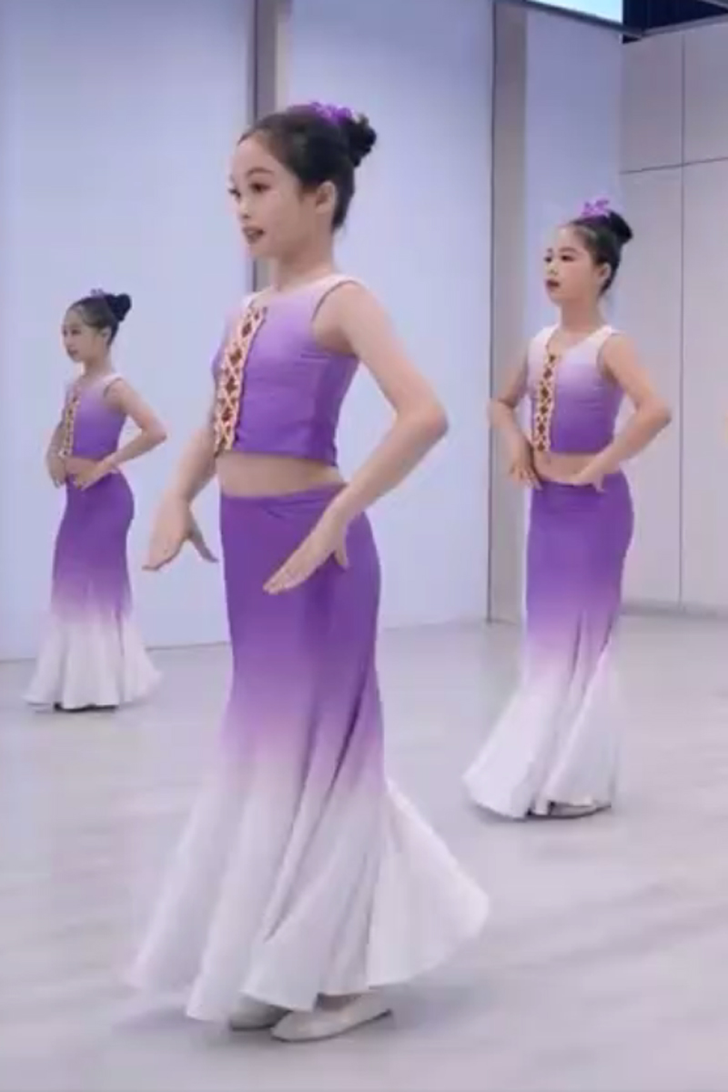 儿童傣族花儿舞蹈演出服装孔雀舞表演服艺考渐变修身鱼尾裙女童详情52