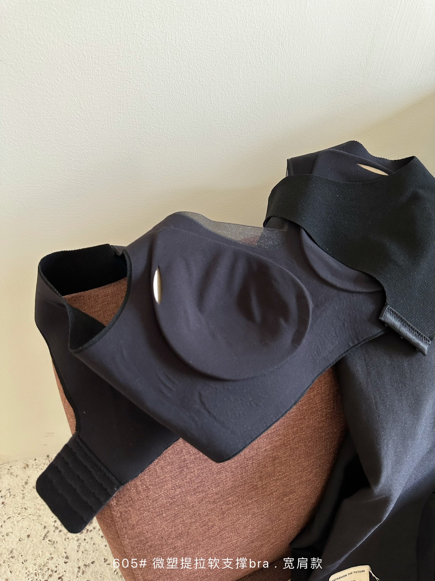 秋冬磨毛暖肌提拉软支撑调整文胸内衣女无钢圈上托聚拢防下垂宽肩详情13
