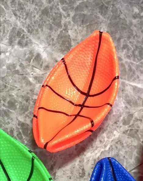 多色环保PVC儿童小篮球充气小皮球5.5英寸拍拍球幼儿园掌上玩具球详情4