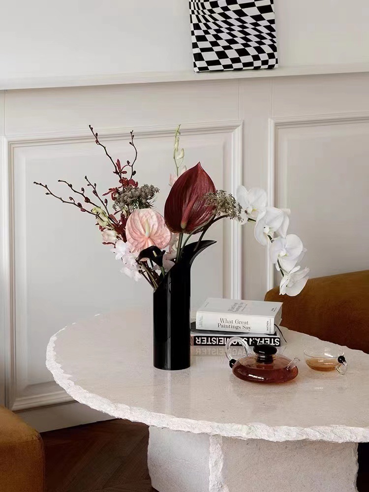High-end vases, modern and simple artistic ornaments, simple flower arrangements, creative living room home ornaments, soft decorative items, vases pic 10