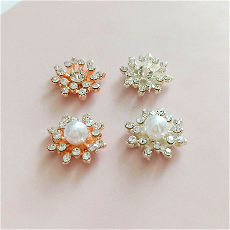 Best-selling pearl full-diamond flower alloy accessories, diy handcrafted hair accessories, cartoon clothing, bags, shoes, mobile phone accessories materials, sunflower diamond buckles pic 8