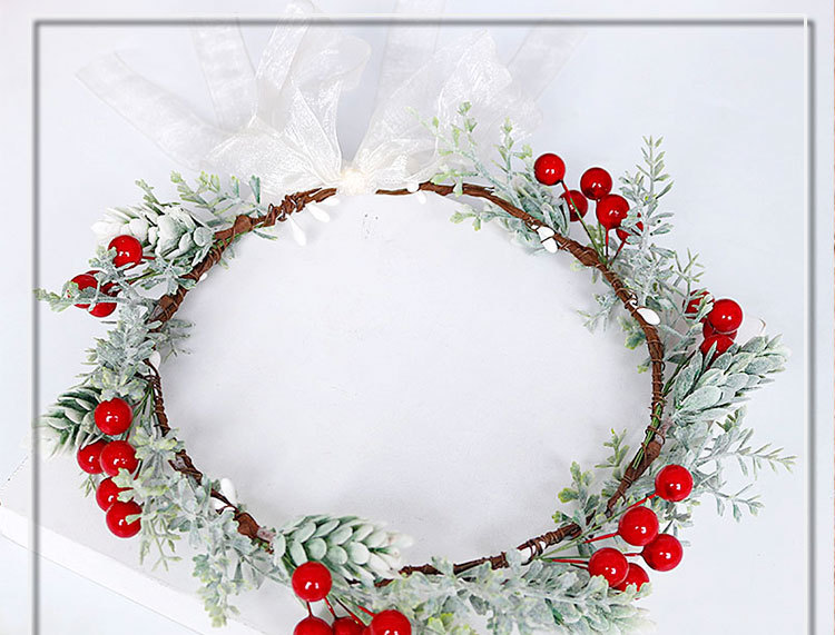 New best-selling Christmas wreath, red berry simulation wreath headband, wedding, travel, commemorative holiday headwear pic 3