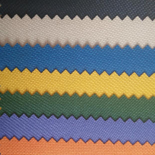 现货30色 皮革40S镜面革PVC人造革面料 厂家直销详情7