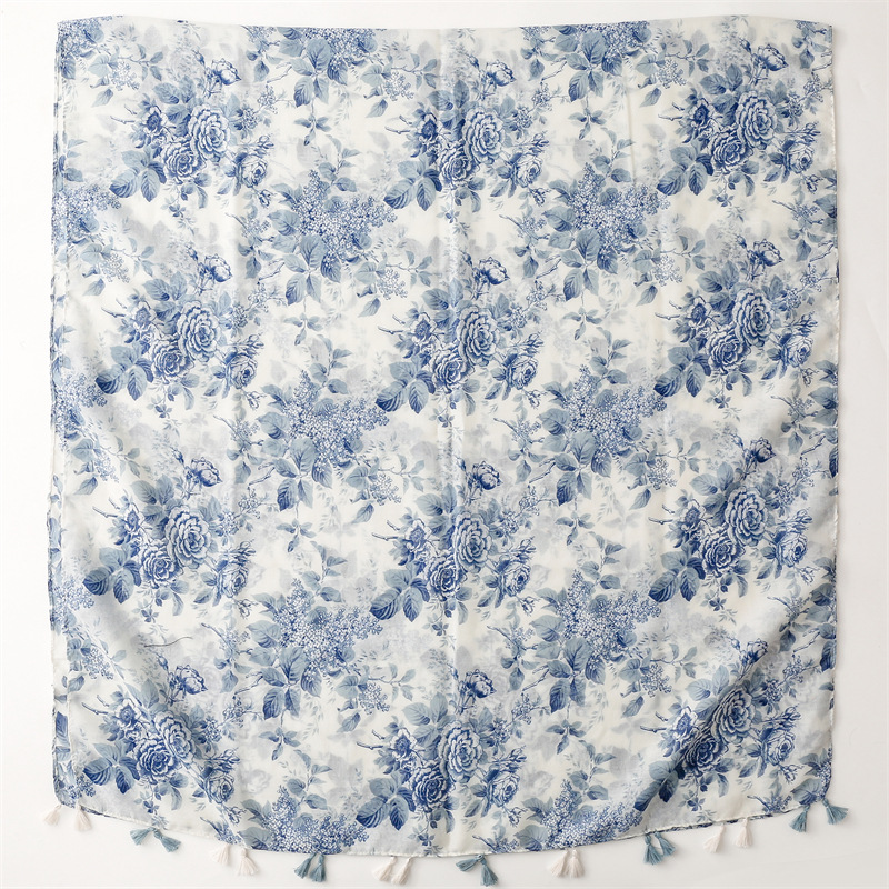 A traditional Chinese style, retro blue and white porcelain, cotton and linen hand-held scarf with a touch, and a long fringed gauze scarf pic 15