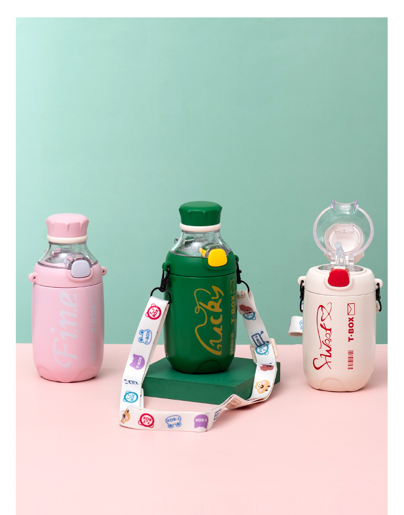 Personalized and trendy simple letter insulated cup, 304 stainless steel with straw, high appearance level, pop-up lid, can be carried diagonally with water cups pic 7