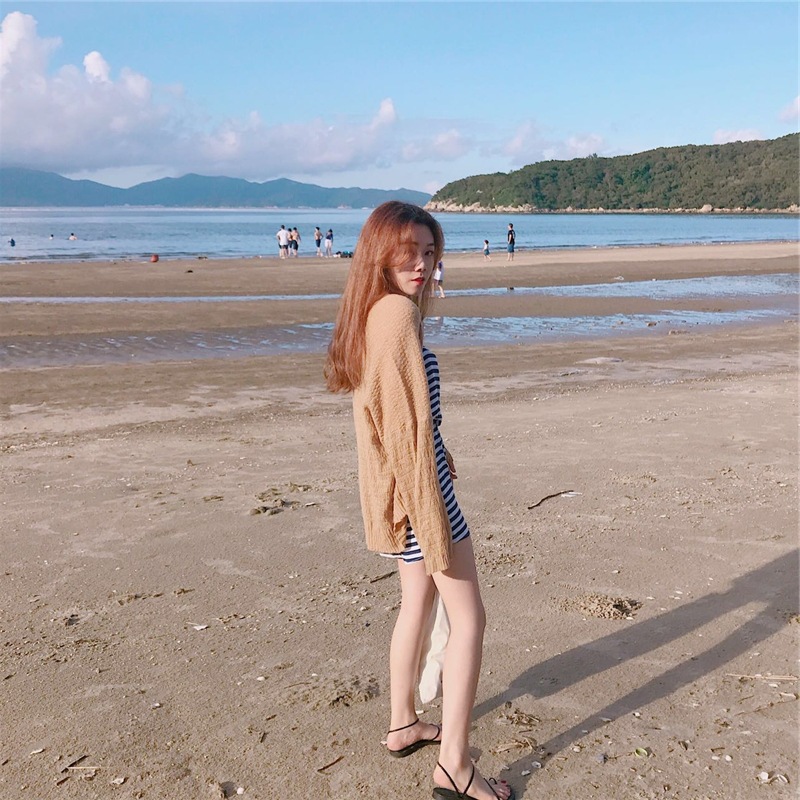 2020 Summer Korean beach V-neck school style loose sun-protective cardigan light jacket for students, trendy knitted cardigan for women pic 4