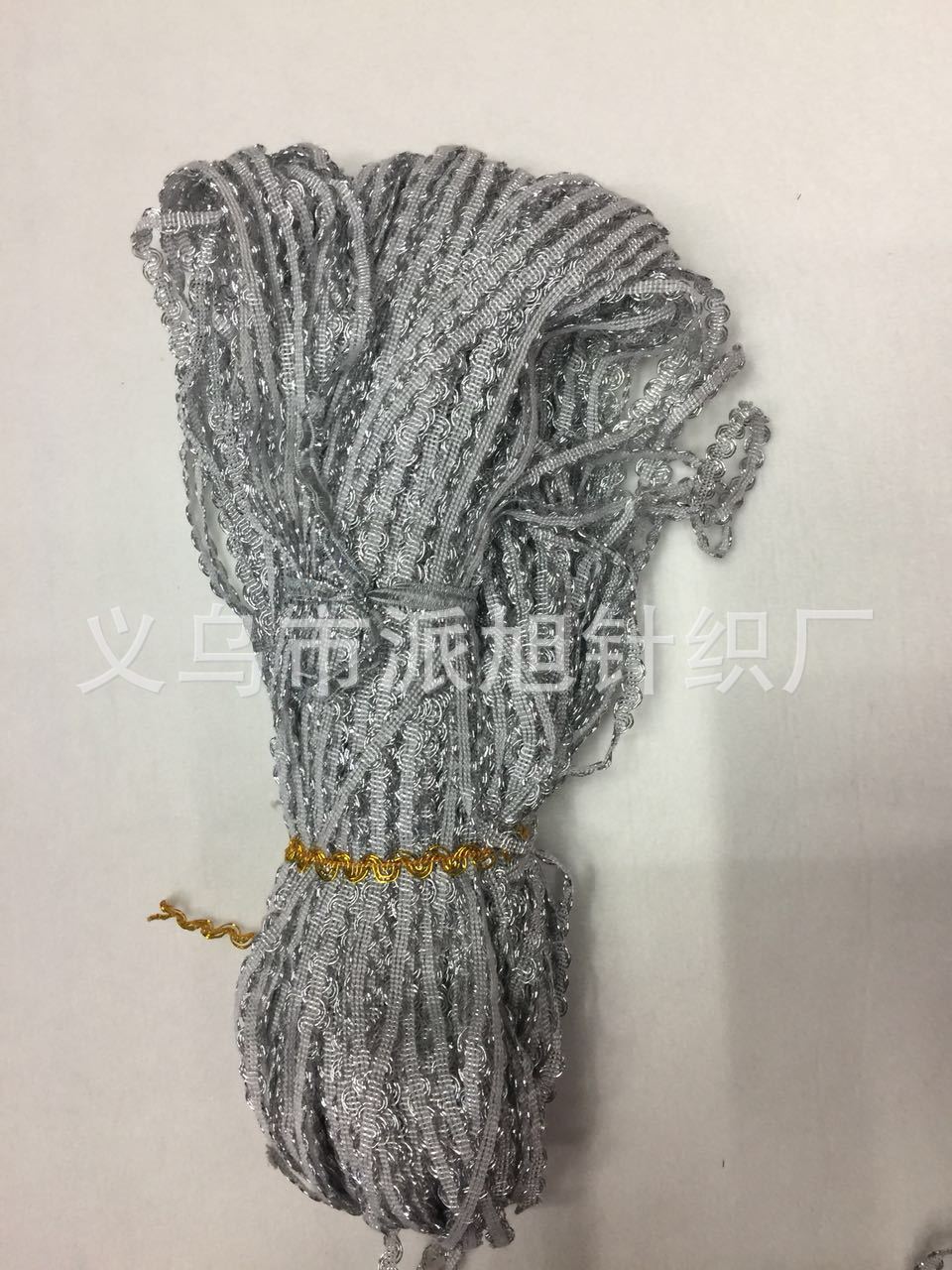 Factory direct sales of 0.6CM wide ethnic clothing accessories with silver middle-curved lace and cored wire pic 1