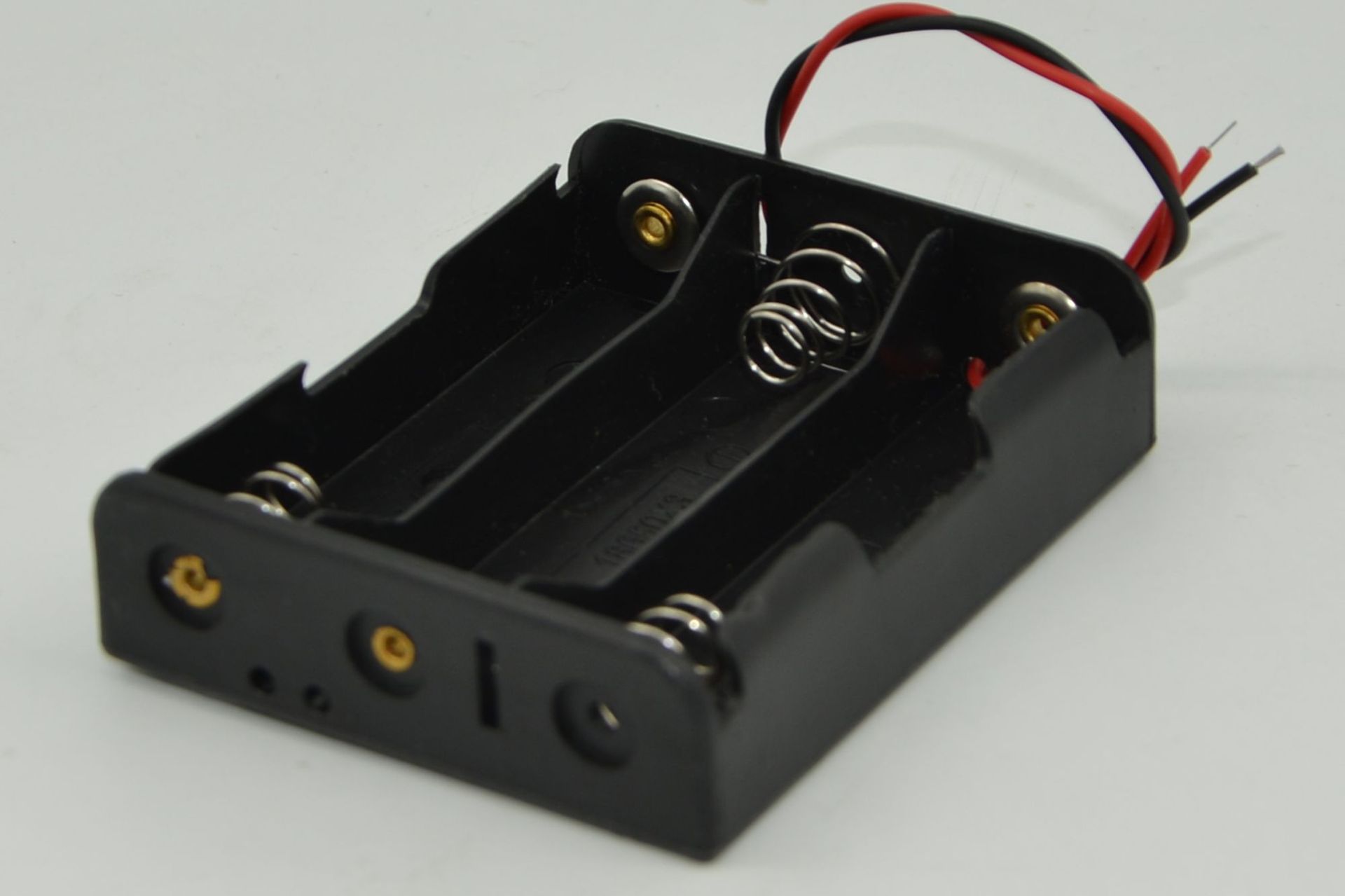 18650-3-cell battery box with black plastic shell, three cells with wires, no cover and no switch pic 4