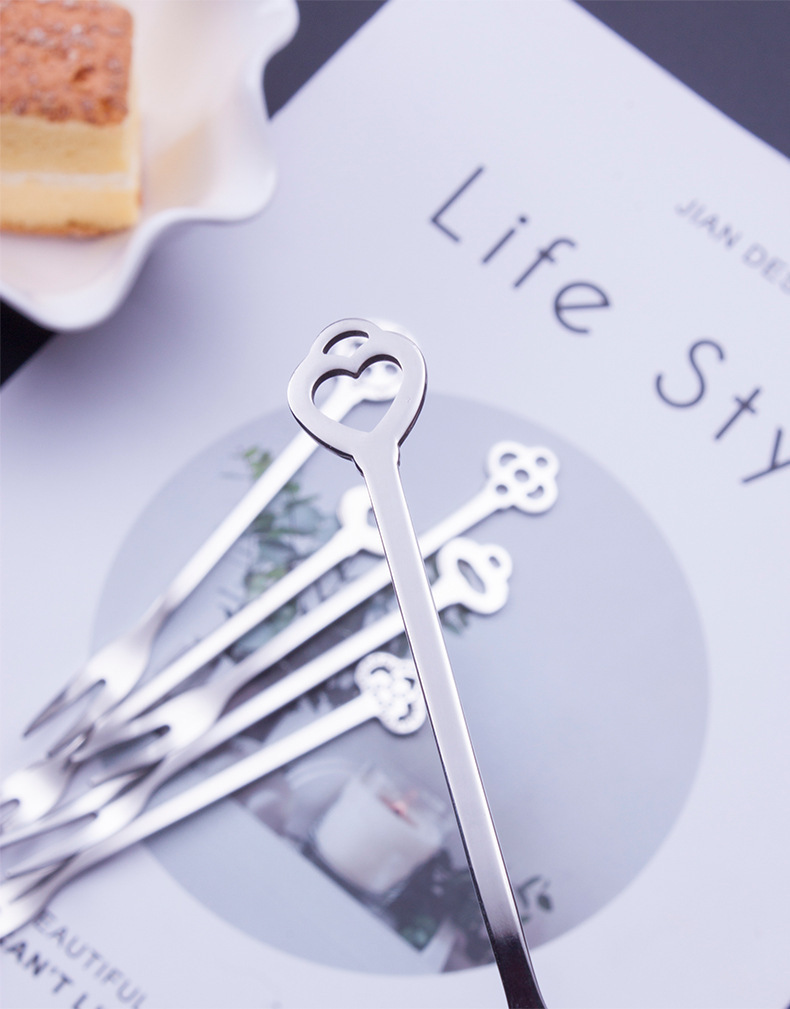 304不锈钢水果叉 创意甜品叉二齿水果签 礼品批发跨境供应 月饼叉详情5
